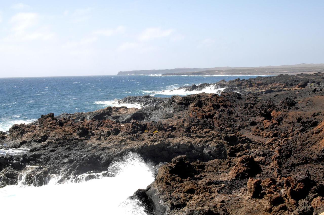 Volcan De Sal Teguise  Esterno foto